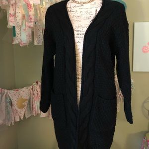 Black cable knit cardigan by Janice Apparel s/m